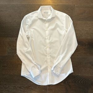 Calvin Klein Infinite Wrinkle Free Button-Up Dress Shirt